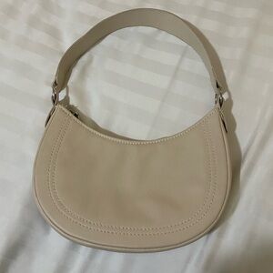 light beige small shoulder bag
